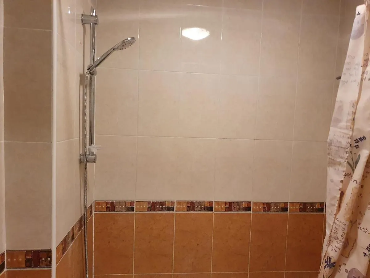 3 Bed Penthouse - Sleeps 8 - Pool - Sea View Lejlighed Manilva